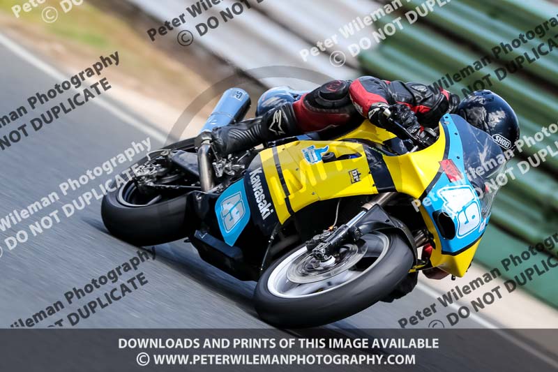 enduro digital images;event digital images;eventdigitalimages;mallory park;mallory park photographs;mallory park trackday;mallory park trackday photographs;no limits trackdays;peter wileman photography;racing digital images;trackday digital images;trackday photos